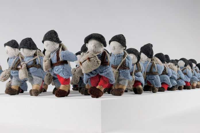 01 Wool War One