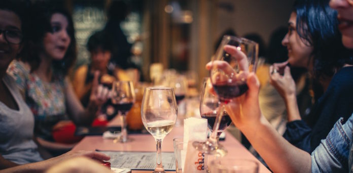 adult-bar-blur-696218